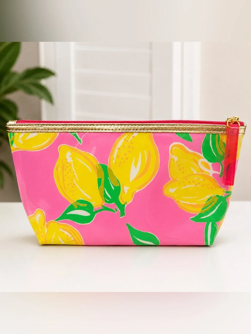 Lilly Pulitzer for Estée Lauder Hot Pink And Yellow Lemons Make Up Bag New